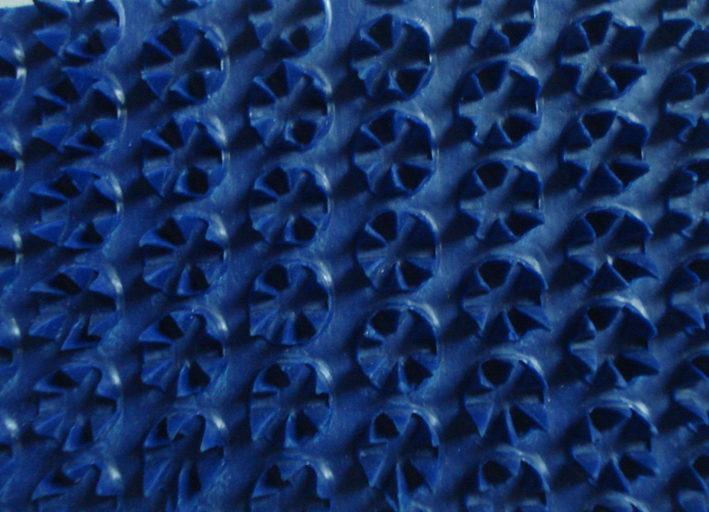 Thảm nhựa BLUE 45 X 70CM
